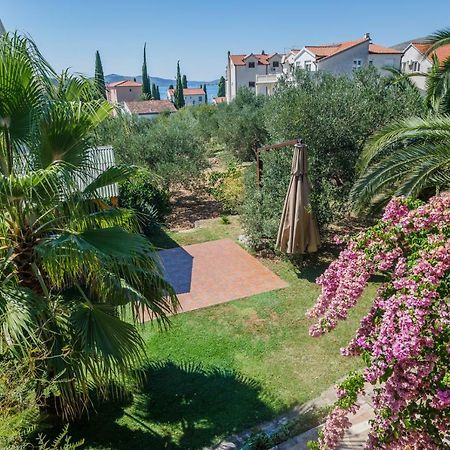 Oaza Mira Villa Trogir Exterior photo